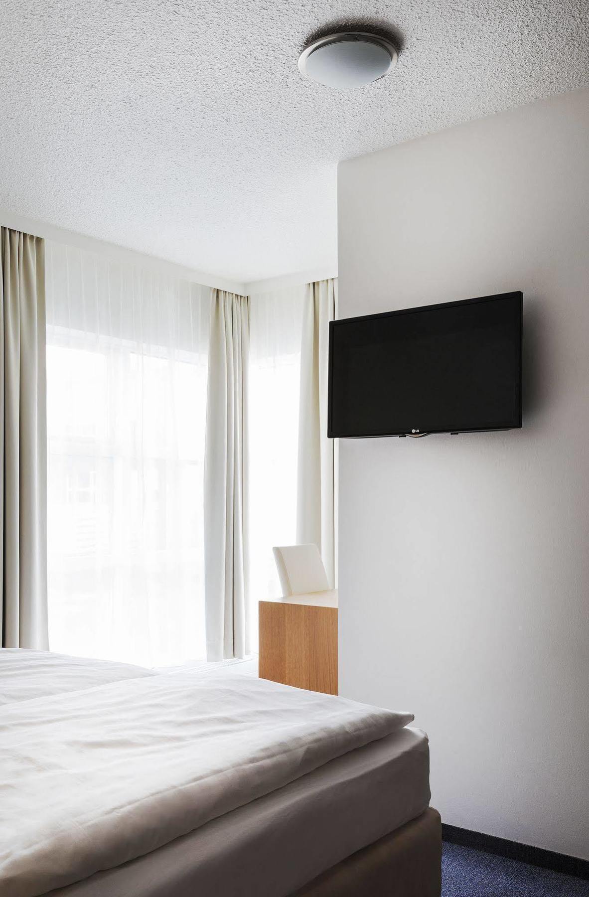 Hotel Hoefn ภายนอก รูปภาพ